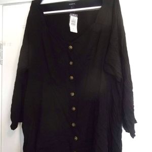 Torrid 4X Black Long Sleeve Challis Button Up Blouse